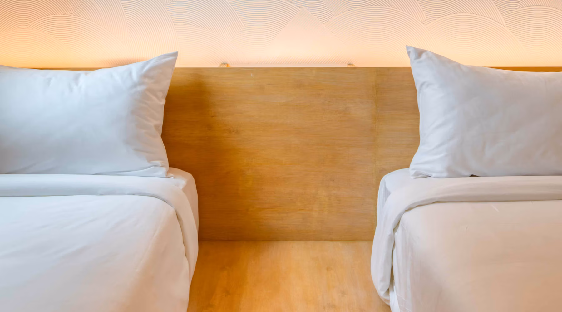 crashpads42_2_cropped_bed15730313138772-1574674936554