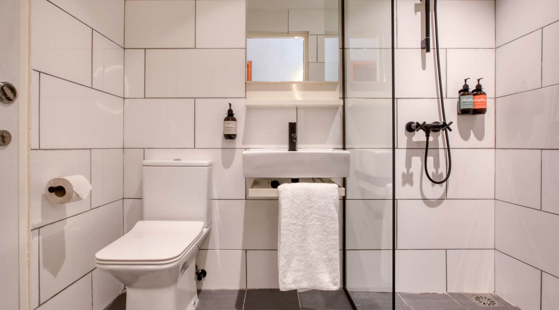 momostoilet_115729293916462-1574674229354