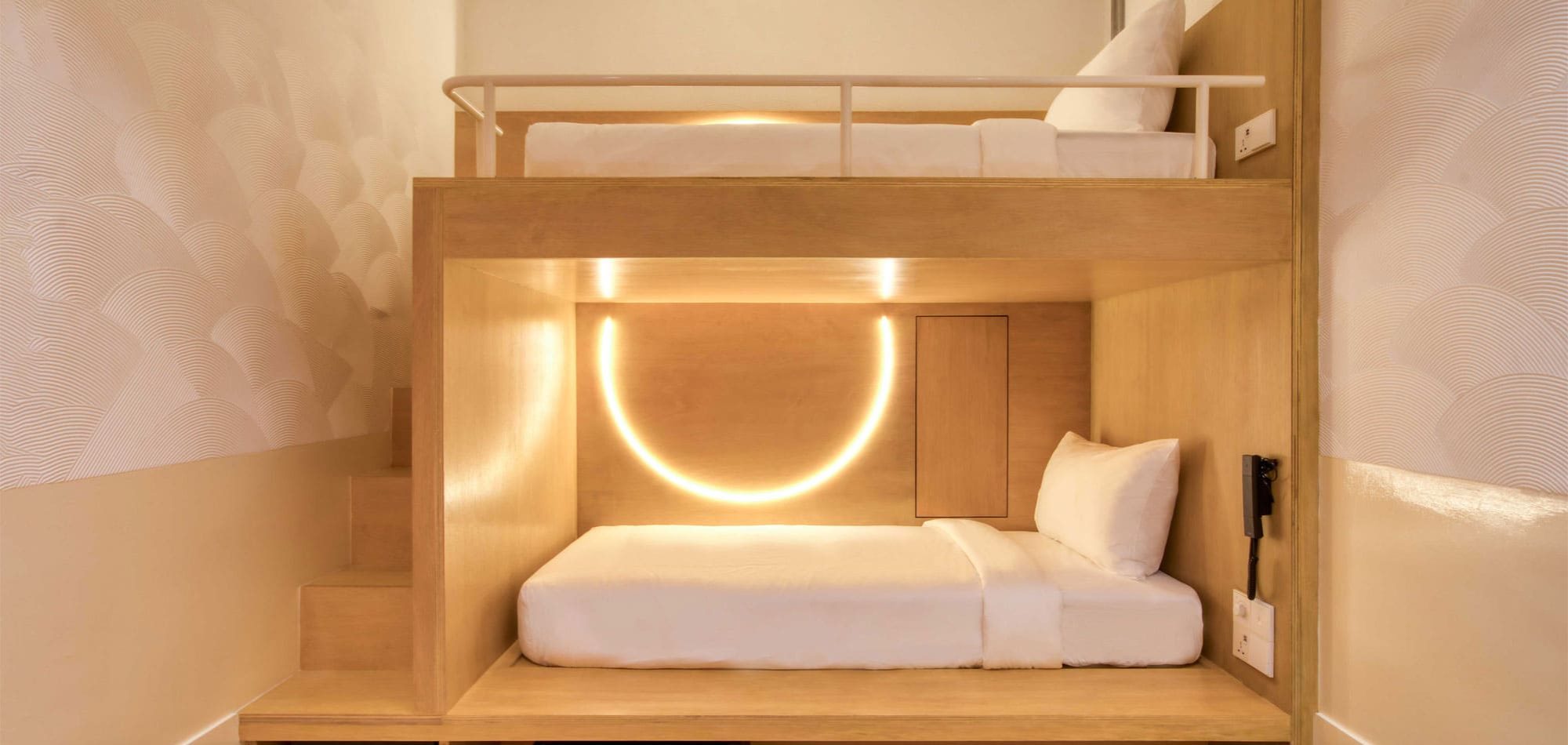 roomhero15786720520721579028765946-1641178099559